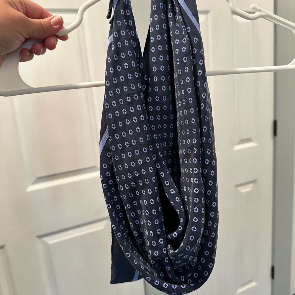 Chase Scarf